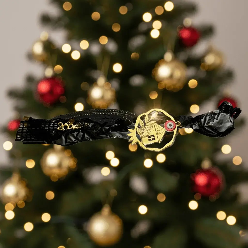 Χριστουγεννιάτικο Γούρι "Home Guardian 2026" – Το Γούρι που Προστατεύει το Σπίτι σου