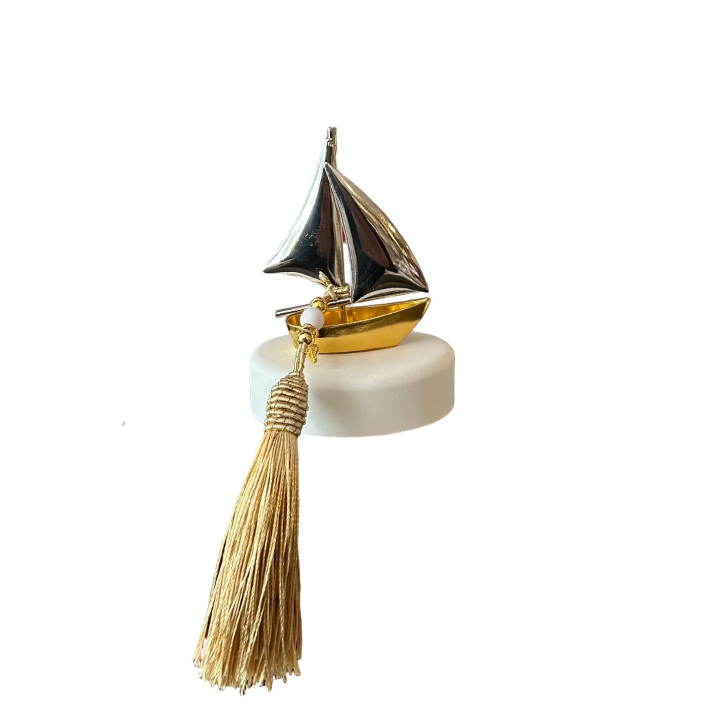 Χριστουγεννιάτικο γουρί με βάση “Καράβι” – Για Όσους Ξεκινάνε με Πίστη και Προορισμό