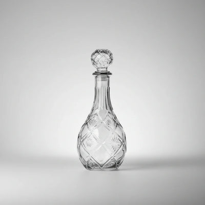 Γυάλινη Καράφα Ποτού "Rhombus" 850ml – Vintage Κρυστάλλινη Αισθητική με Ανάγλυφους Ρόμβους