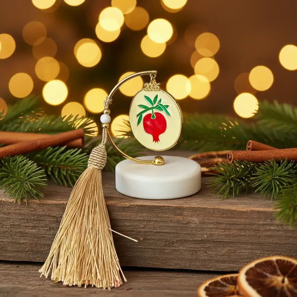 Χριστουγεννιάτικο γουρί με βάση “Ρόδι Ευημερίας” – Για Όσα Θέλεις να Ανθίσουν το 2026