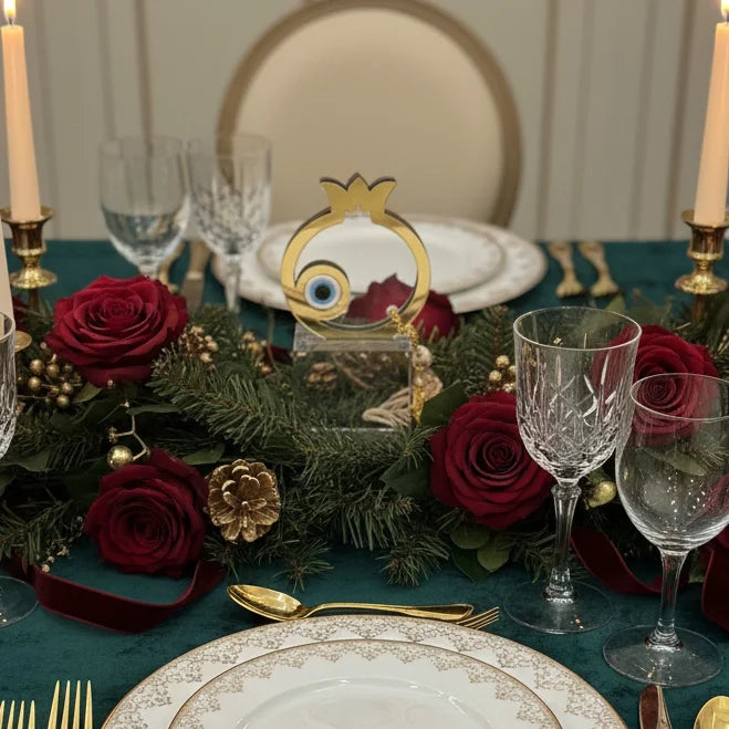 Χριστουγεννιάτικο γουρί με γυάλινη βάση και κουτι “Ρόδι & Μάτι” – Για Μια Χρονιά με Αφθονία και Προστασία