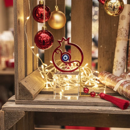 Χριστουγεννιάτικο γουρί με γυάλινη βάση και κουτι “Ρόδι & Μάτι” κοκκινο – Για Μια Χρονιά με Αφθονία και Προστασία