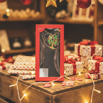 Χριστουγεννιάτικο γουρί με γυάλινη βάση και κουτι “Δέντρο Ζωής” – Για Μια Χρονιά με Ρίζες, Φως και Προορισμό